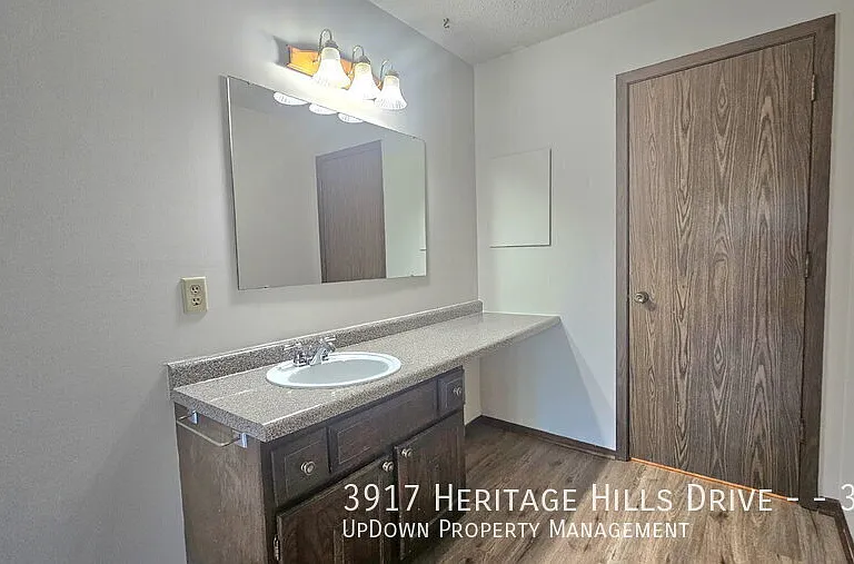 3917 Heritage Hills Dr #302 — Photo 11