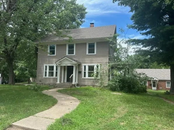 9600 E 16th St, Independence, MO 64052