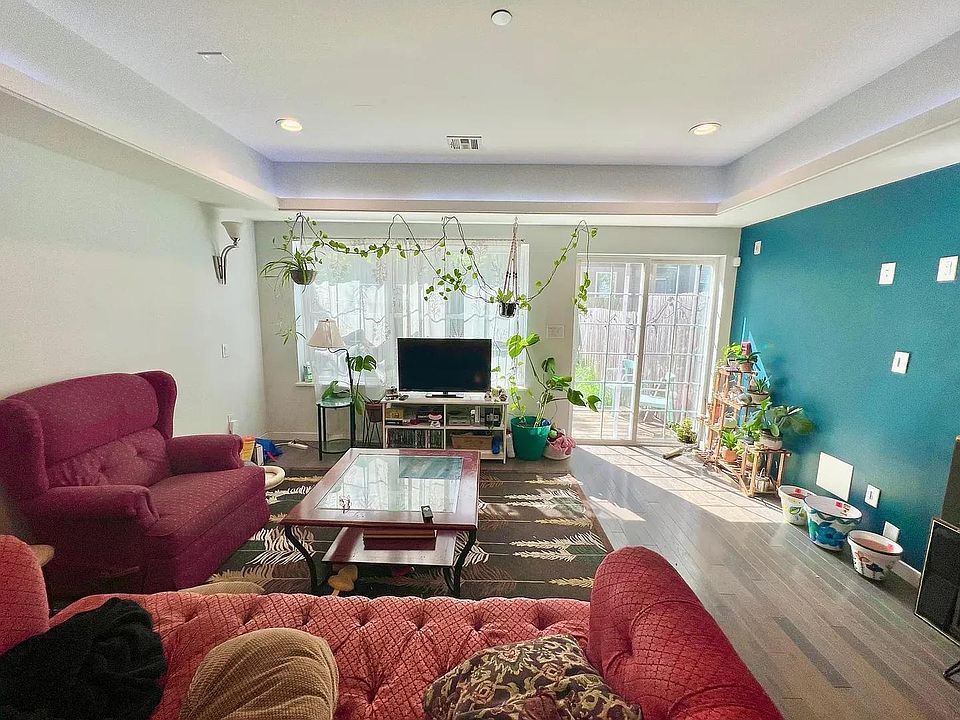1st image of 1334 N 7th St #1H
