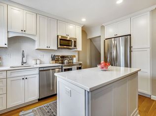 4111 33rd St S, Arlington, VA 22206