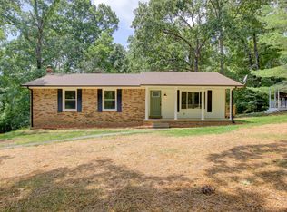 320 Valley View Rd, Dover, TN 37058