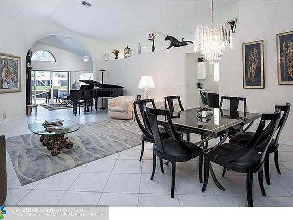 3rd image of 12683 Coral Lakes Dr