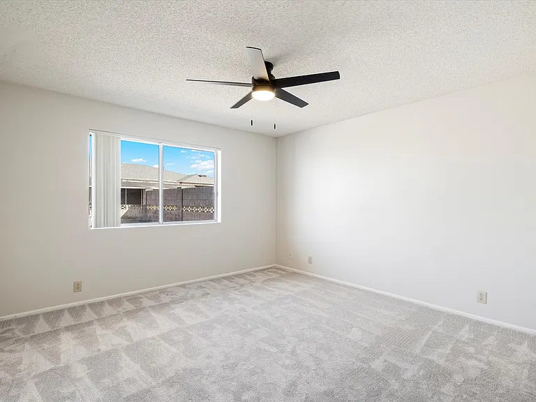 4530 E Emelita Ave — Photo 15