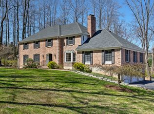 4 Apgar Way, Lebanon, NJ 08833