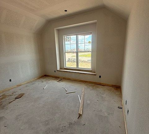3rd image of 7800 Redbud Rd