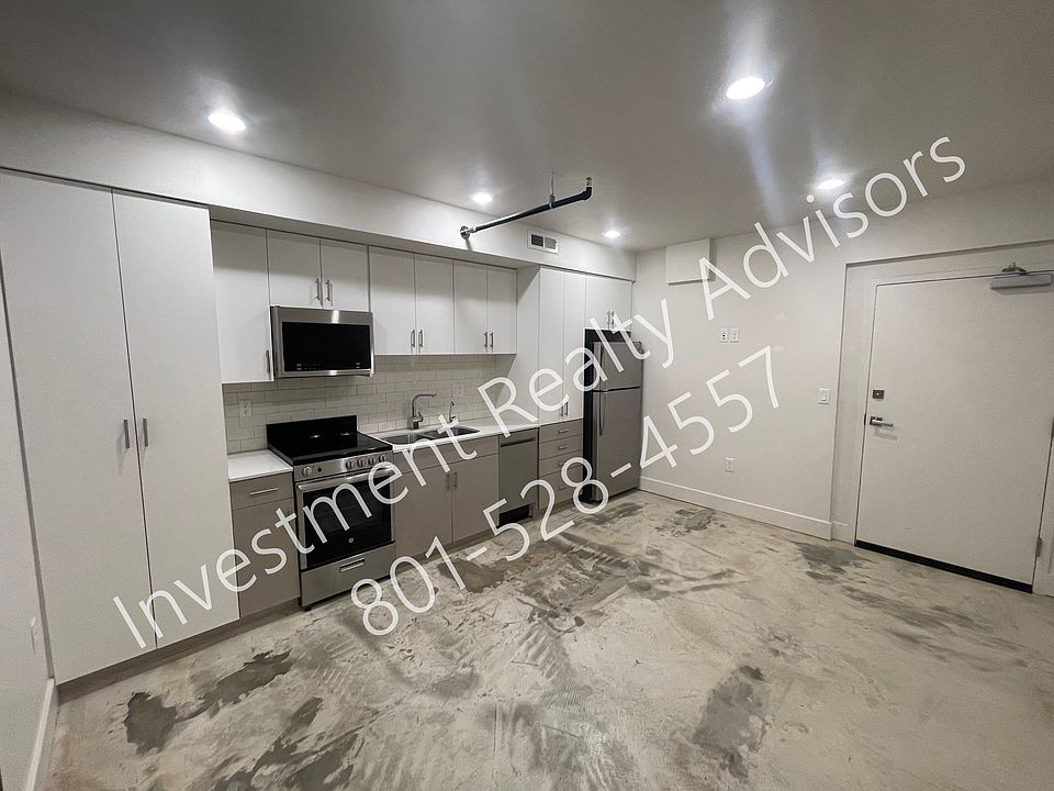 1st image of 1172 E Graystone Way #113