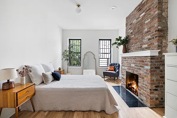 Sold by Corcoran | media 4