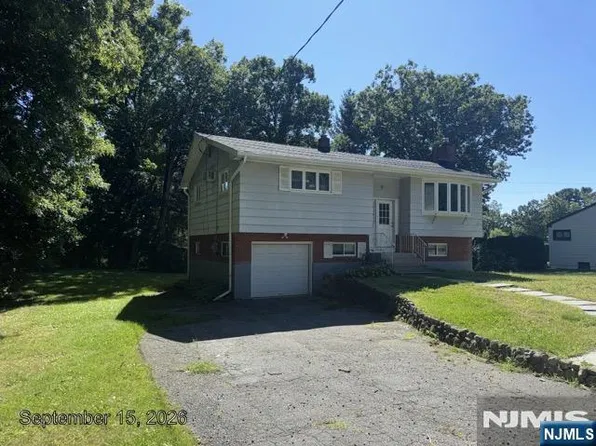 52 Grove Street, West Milford, NJ 07438