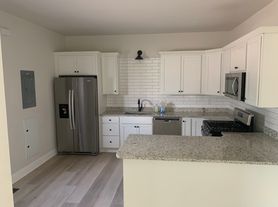 442 Beach Rd, Buffalo, NY