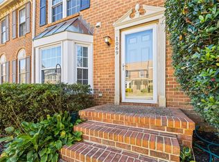 1069 Colonial Meadows Way, Virginia Beach, VA 23454