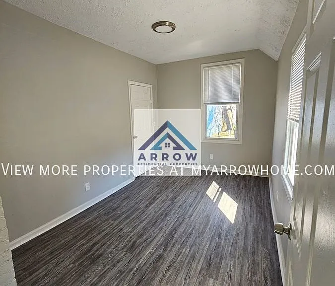 1632 Dewey Ave — Photo 13