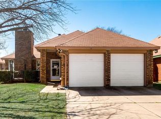 2753 Salado Trl, Fort Worth, TX 76118