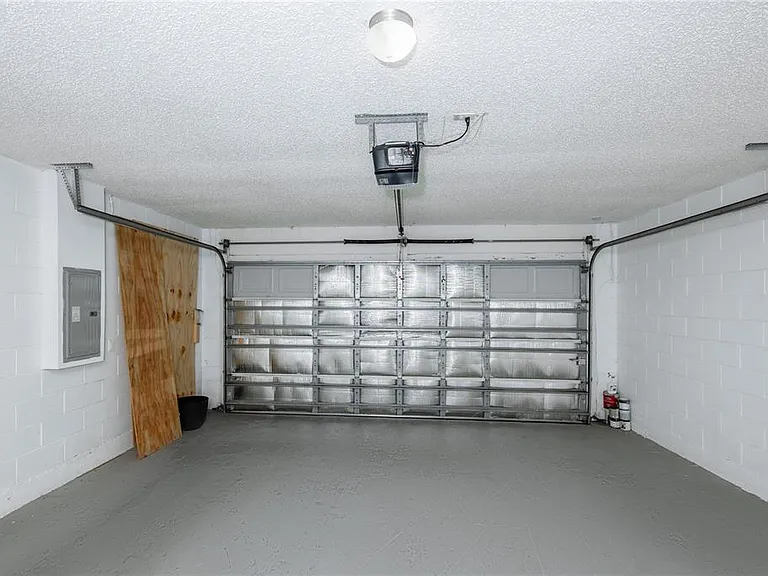16686 Corner Cove Way — Photo 22