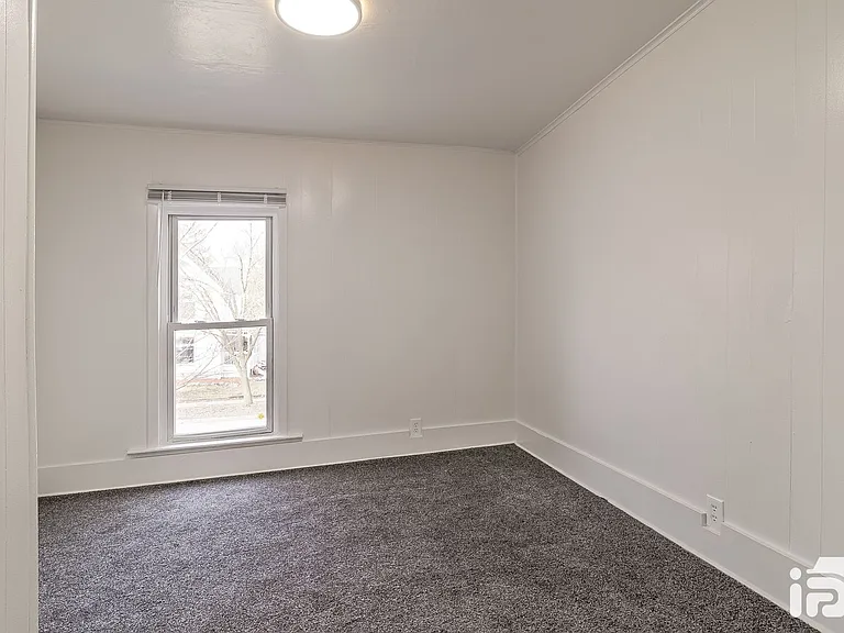 407 S Michigan Ave — Photo 18