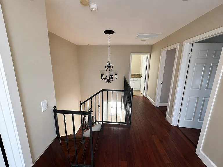 2335 E Poppy St — Photo 15
