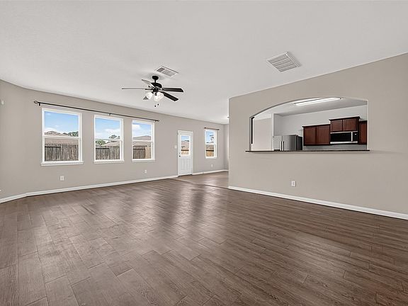 4th image of 12042 Powderhorn Ln