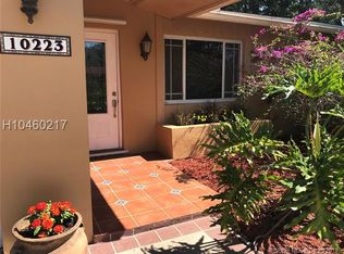 10223 SW 50th St, Cooper City, FL 33328