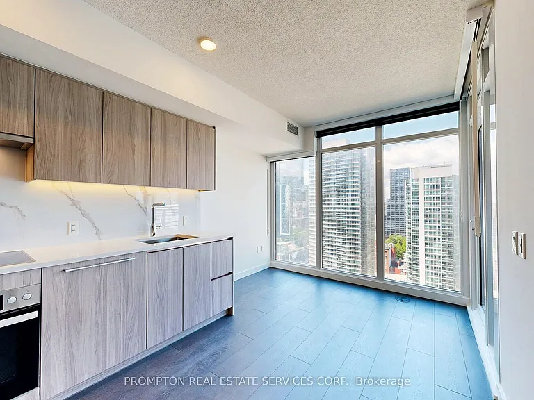 1 Concord Cityplace Way #3702 — Photo 3