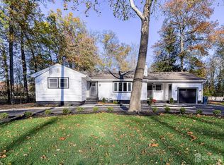 470 Adams Ln, North Brunswick, NJ 08902