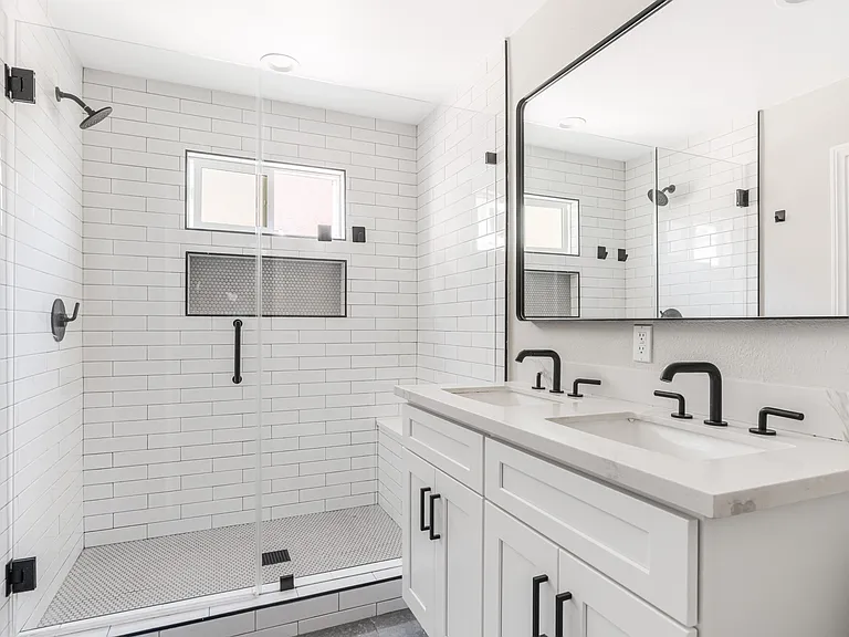 493 Messina Pl — Photo 11