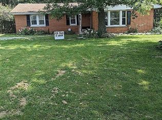 4705 N Old Plank Rd, New Harmony, IN 47631