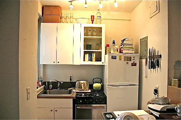 Rented by Performing Assets Corp | media 23
