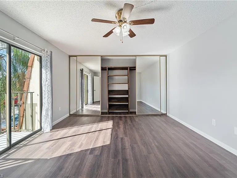 5212 Cedarbend Dr #1 — Photo 14