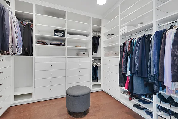 Rented by Compass | media 8