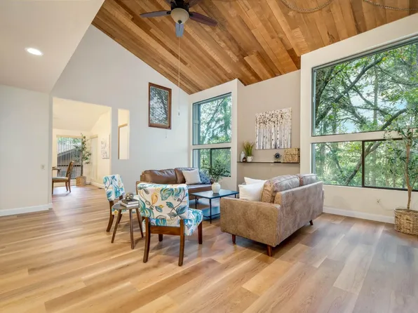 15214 Pammy Way, Grass Valley, CA 95949