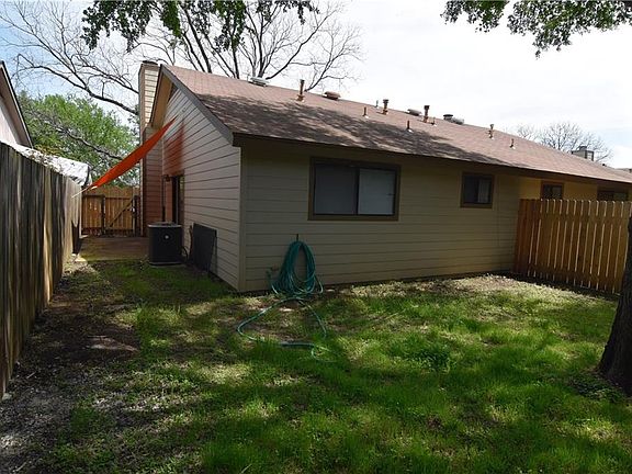 3rd image of 12900 Hymeadow Dr