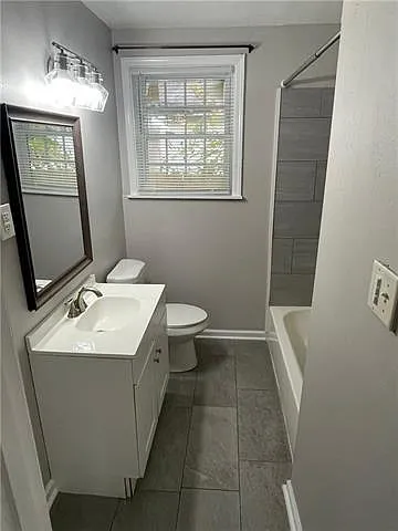 1535 Harrison Ave — Photo 13