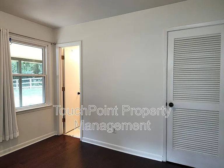 5812 Donegal Dr — Photo 22