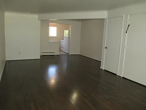 1668 Crest Hill Ave #1 — Photo 5