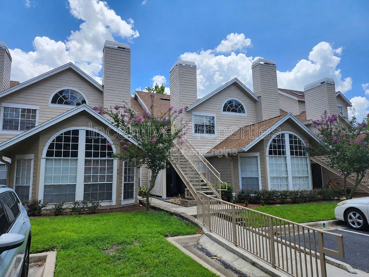 2 bed, 2.0 bath, 804 sqft, $1,575 — Photo 1