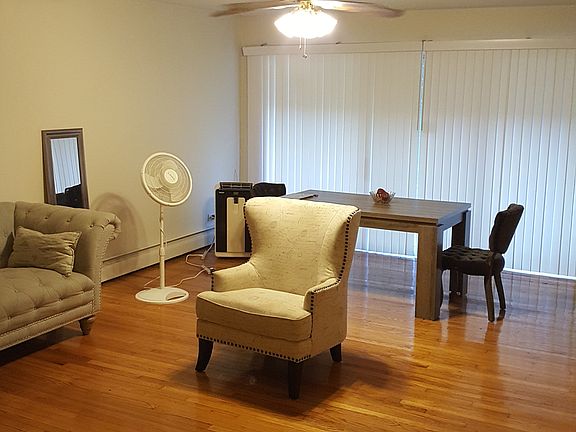 2nd image of 10437 S Hale Ave APT 1S