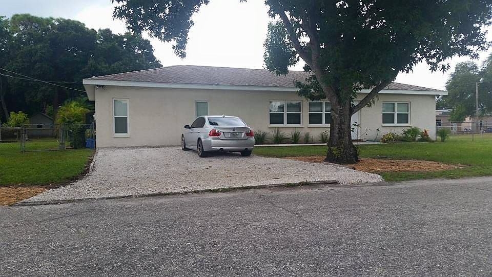 1st image of 2411 26th Ave W