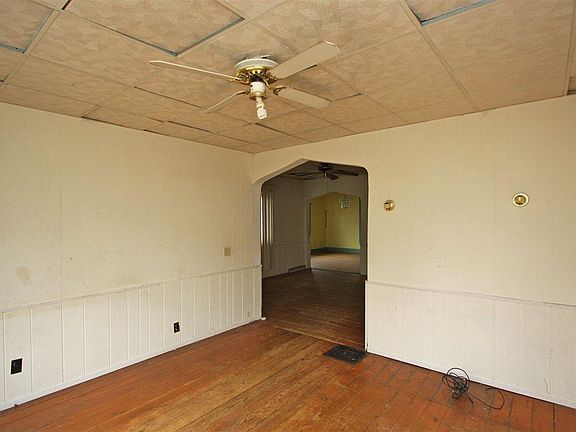 3rd image of 506 N Mulberry St