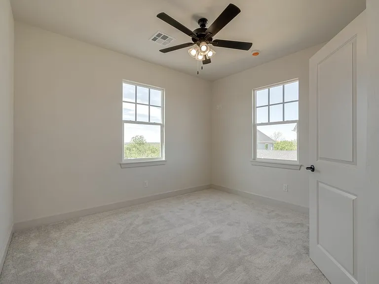18434 Sweetwater Ln — Photo 22