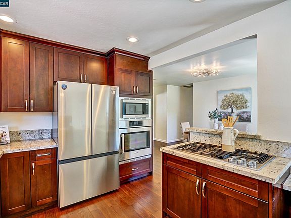 2nd image of 1607 Lynwood Dr