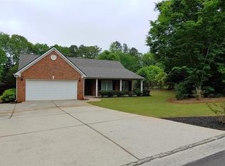 80 Jacob Dr, Hoschton, GA
