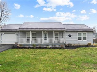 509 Upshur Dr, Inwood, WV 25428