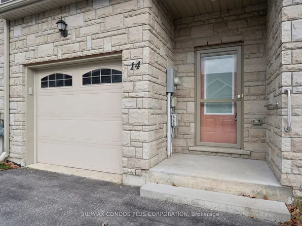 14 Danny Dr, Orillia, ON L3V 0G3