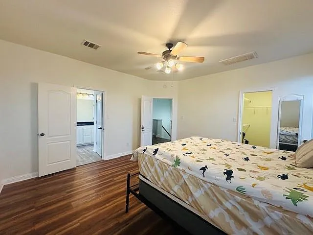 18501 Blue Pond Dr — Photo 19
