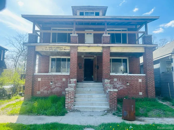 16669 Log Cabin St, Highland Park, MI 48203