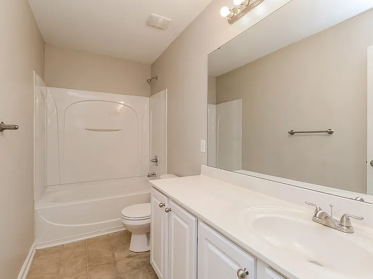 6415 Glenolden Dr — Photo 15