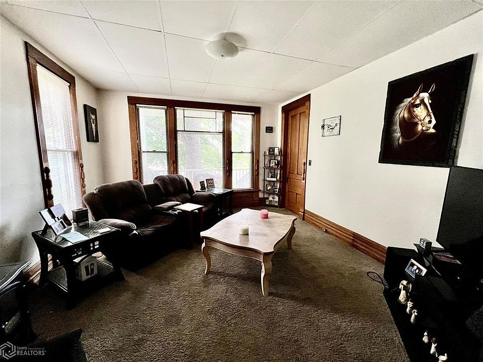 516 High Ave E, Oskaloosa, IA 52577 Zillow