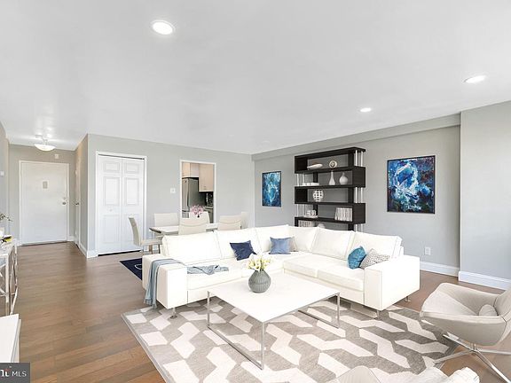 2nd image of 5406 Connecticut Ave NW APT 706