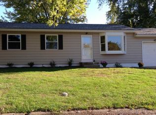 113 Blossom Ter, Washington, IL 61571
