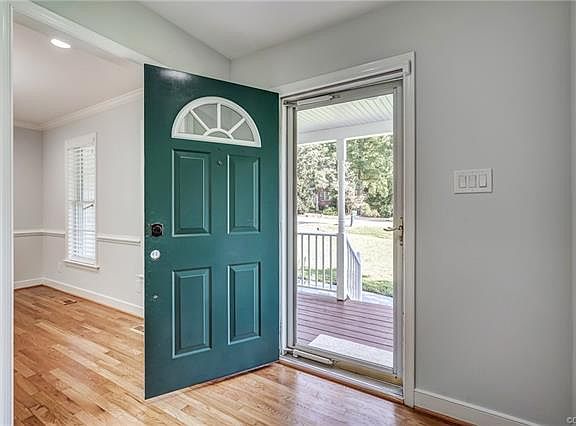 5th image of 4424 Oxbridge Rd