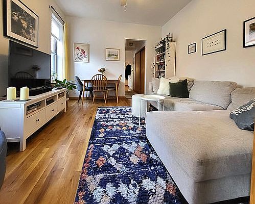 2nd image of 75 W 71st St APT 2B